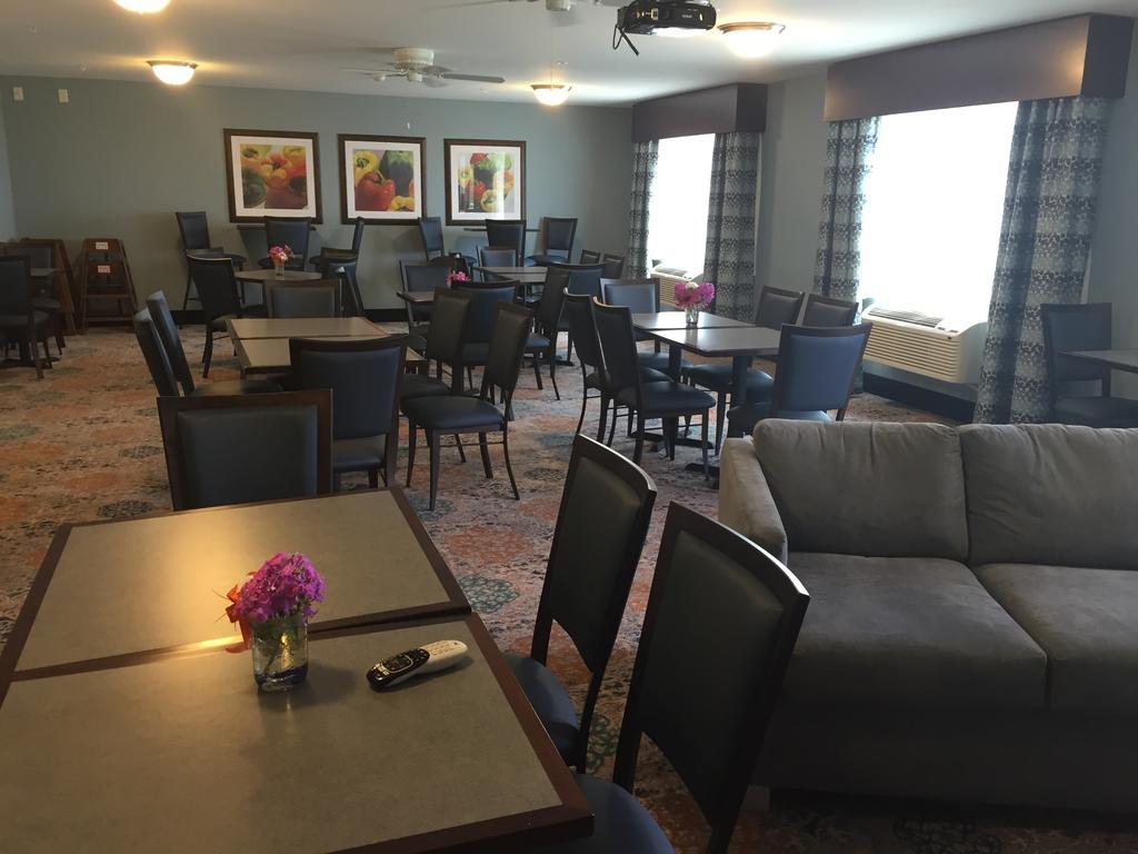 Grandstay Hotel & Suites Mount Horeb - Madison Eksteriør bilde