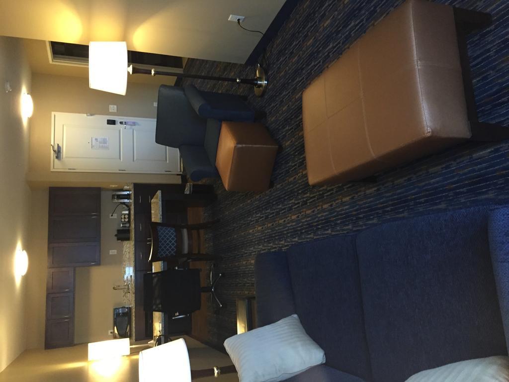 Grandstay Hotel & Suites Mount Horeb - Madison Rom bilde