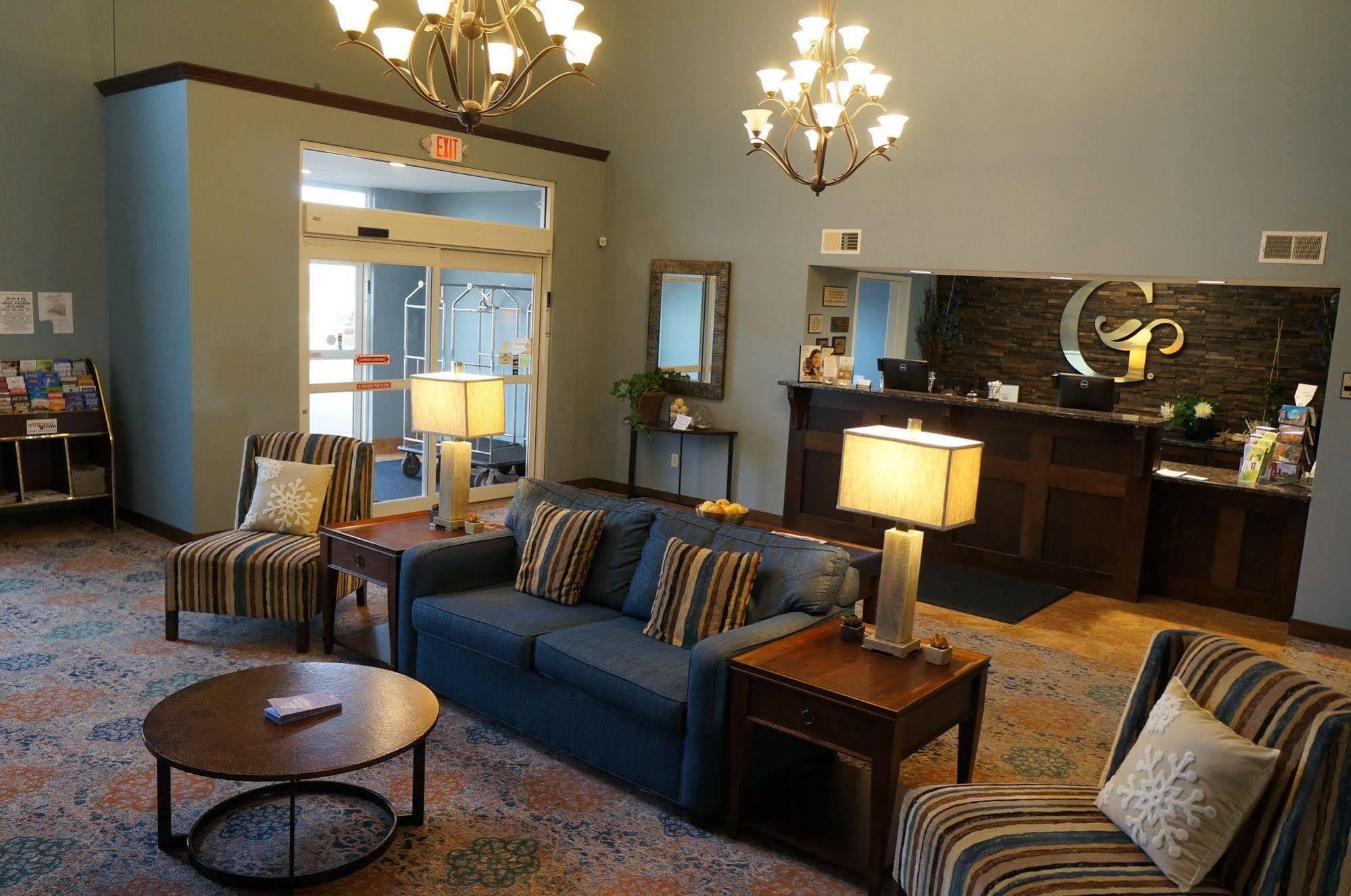 Grandstay Hotel & Suites Mount Horeb - Madison Eksteriør bilde