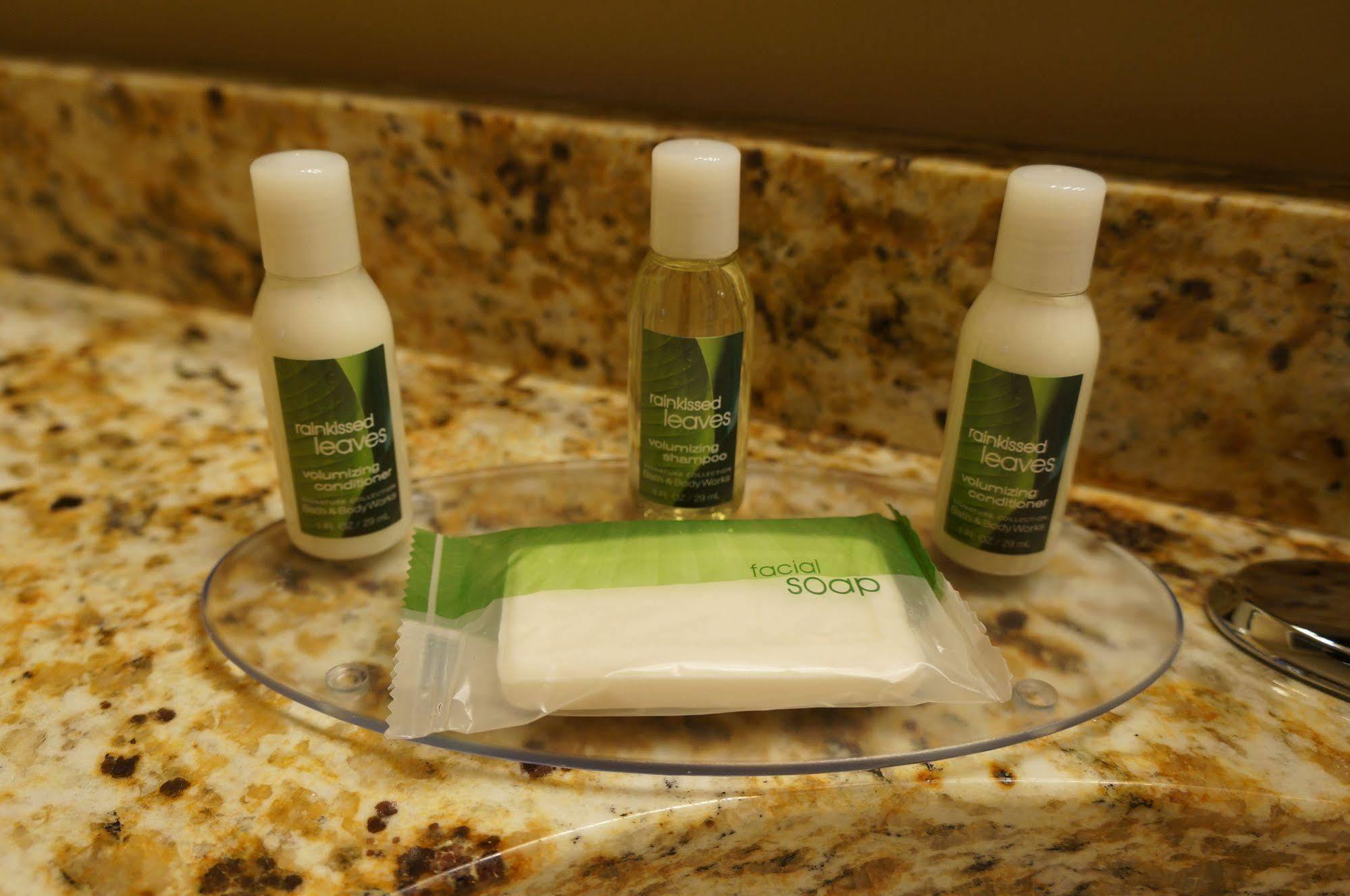 Grandstay Hotel & Suites Mount Horeb - Madison Eksteriør bilde