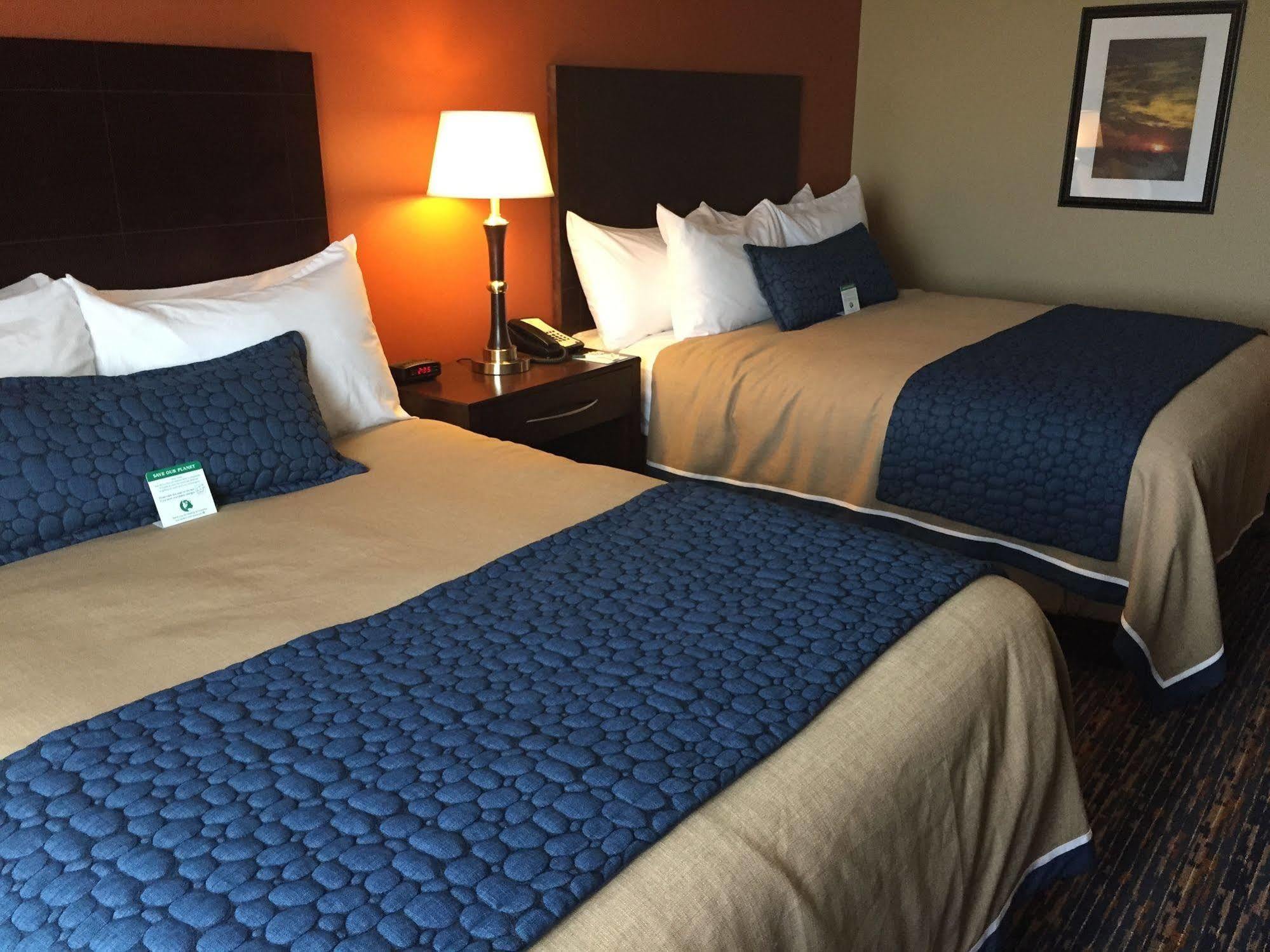Grandstay Hotel & Suites Mount Horeb - Madison Eksteriør bilde
